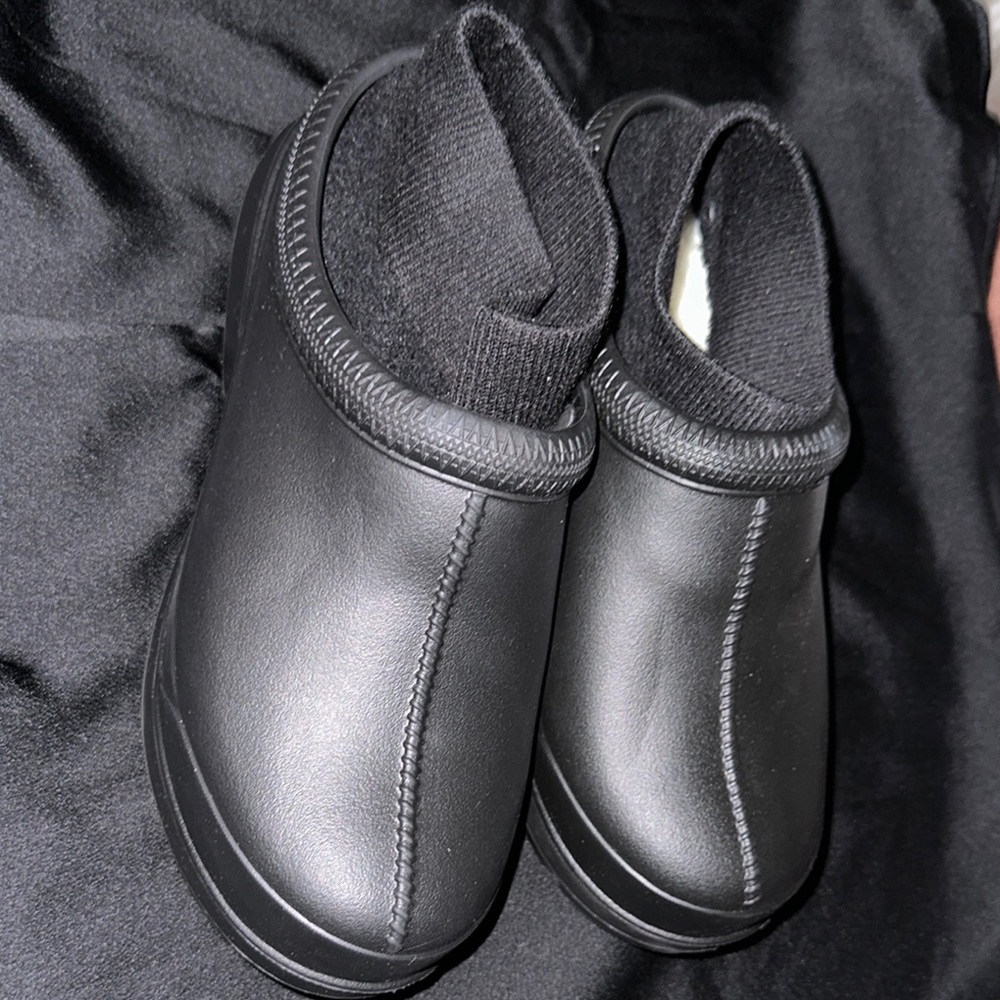 UGG Women’s Tasman Slip-On